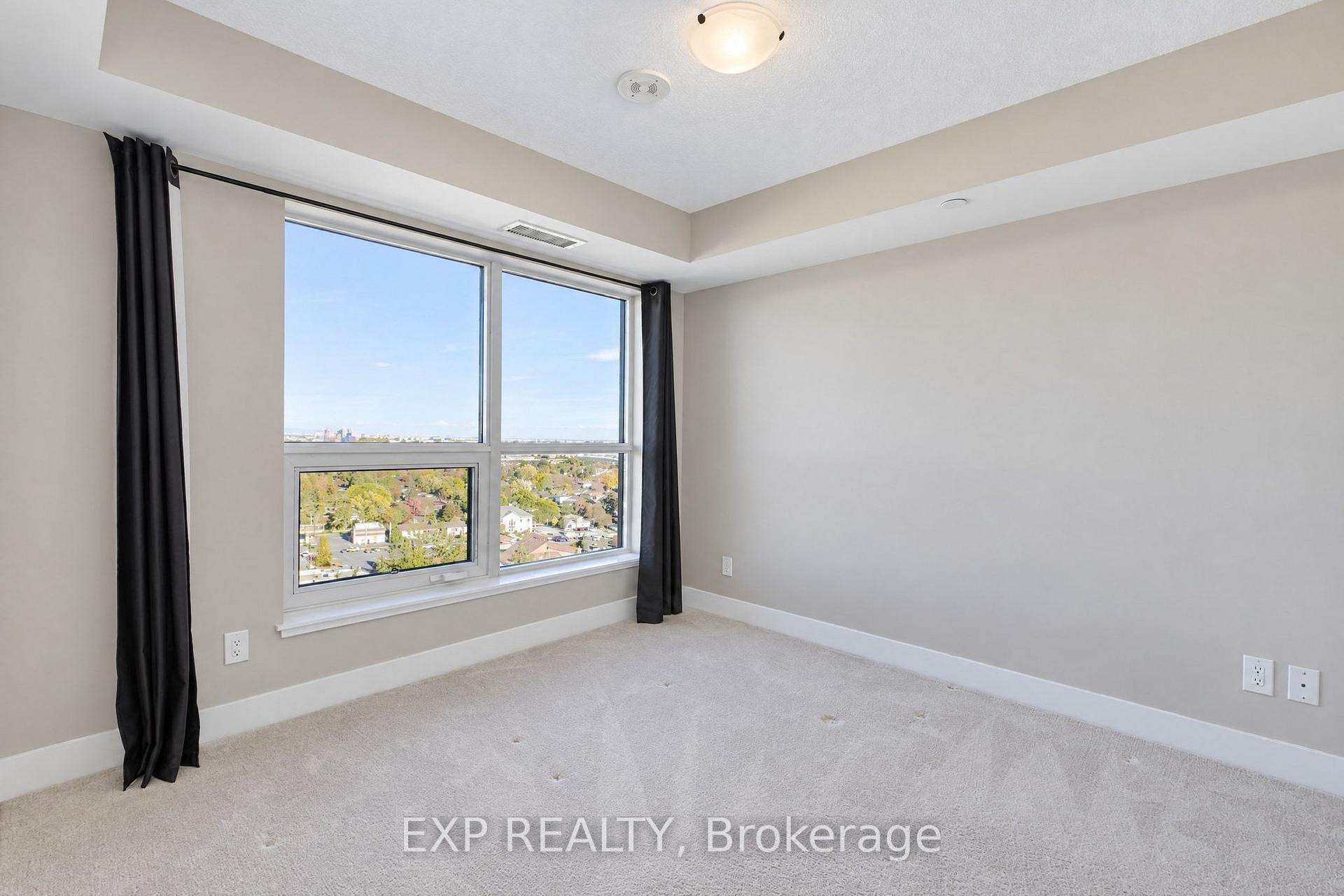 Photo 10 of Unit 1603, 1255 Bayly Street, Pickering, Bay Ridges — HOMEH