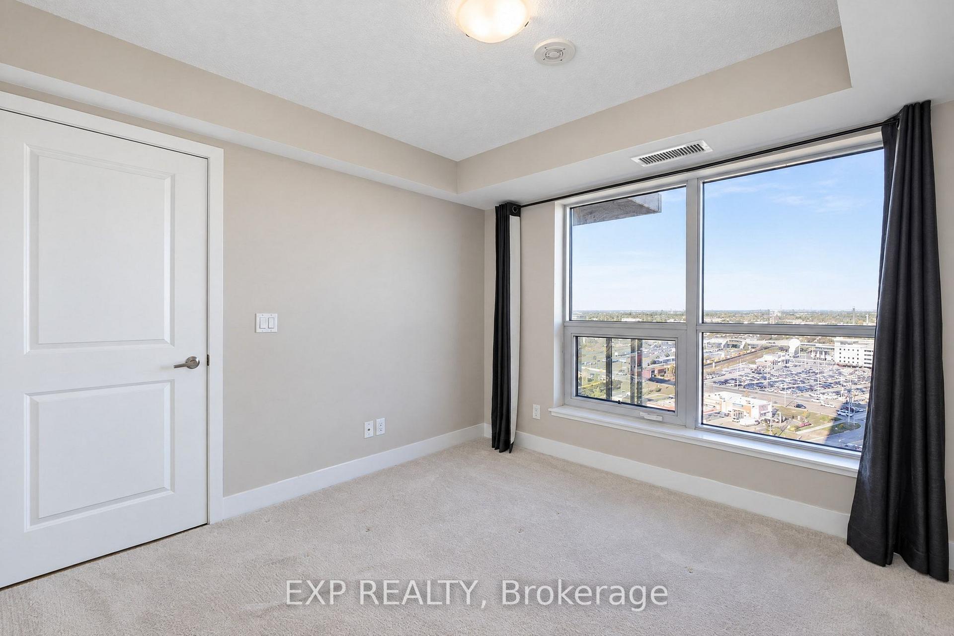 Photo 11 of Unit 1603, 1255 Bayly Street, Pickering, Bay Ridges — HOMEH