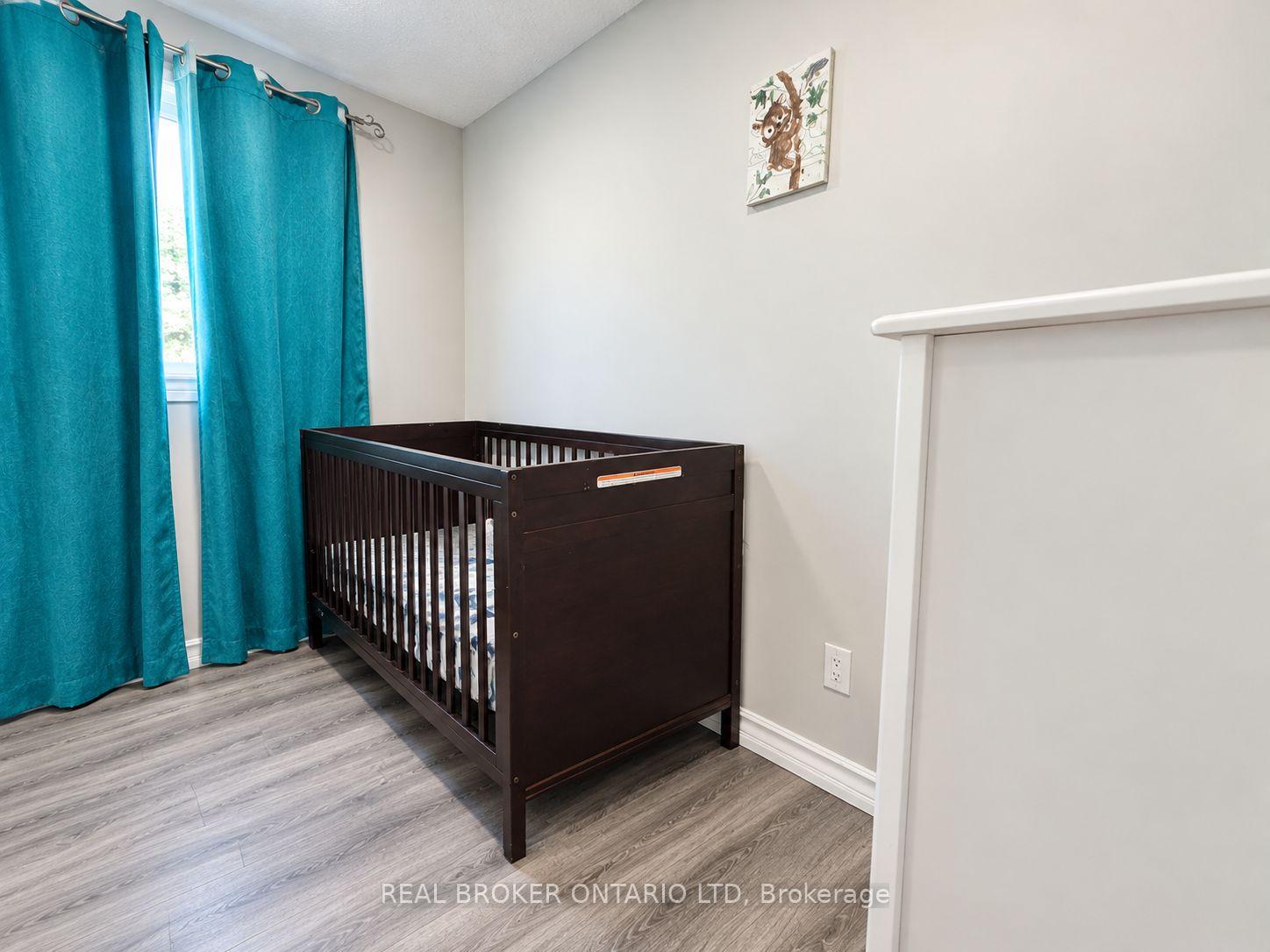 Photo 9 of 875 Southdale Road E, London, South Y — HOMEH