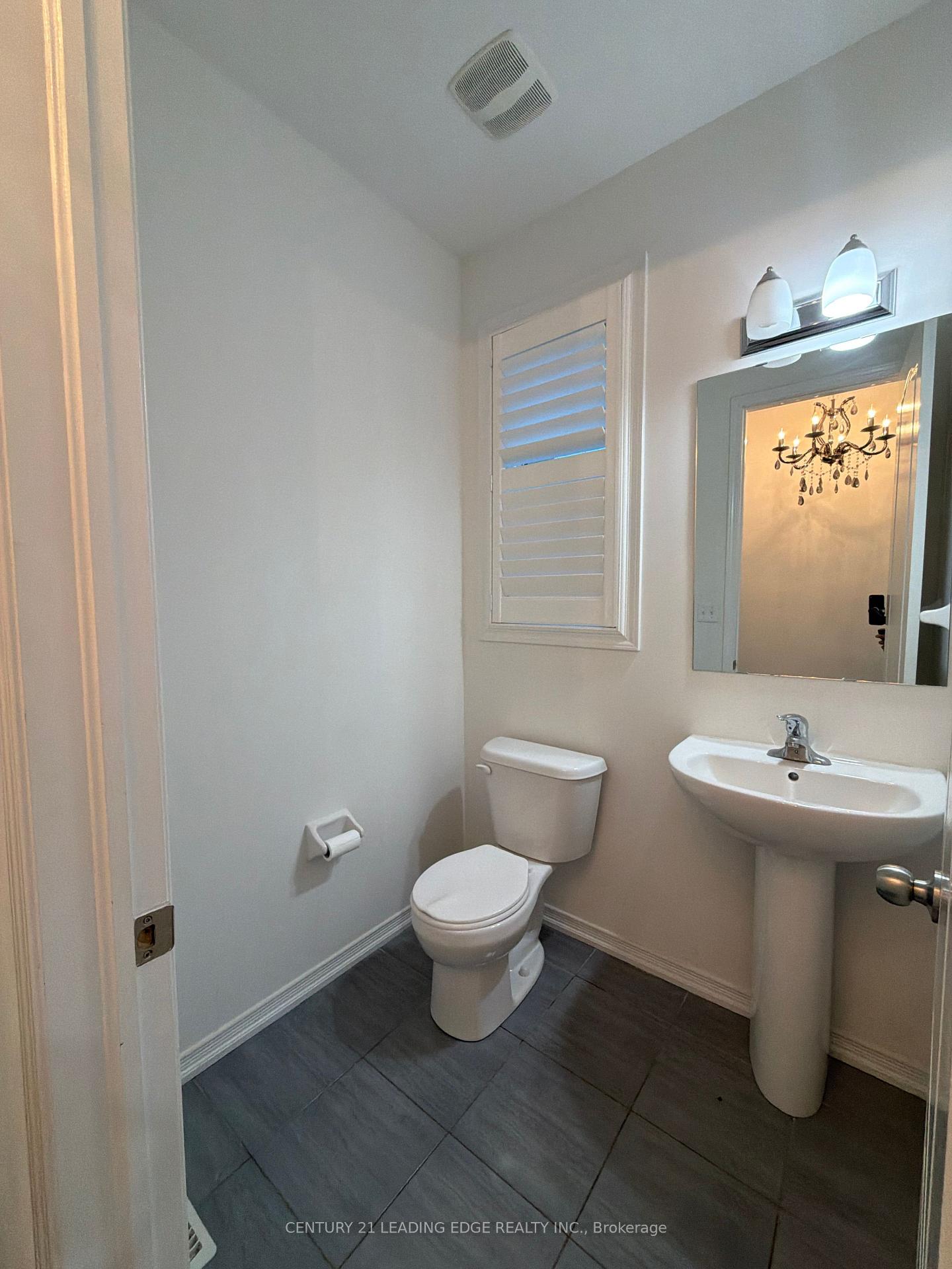 Photo 5 of Unit Main, 2432 Equestrian Crescent, Oshawa, Windfields — HOMEH