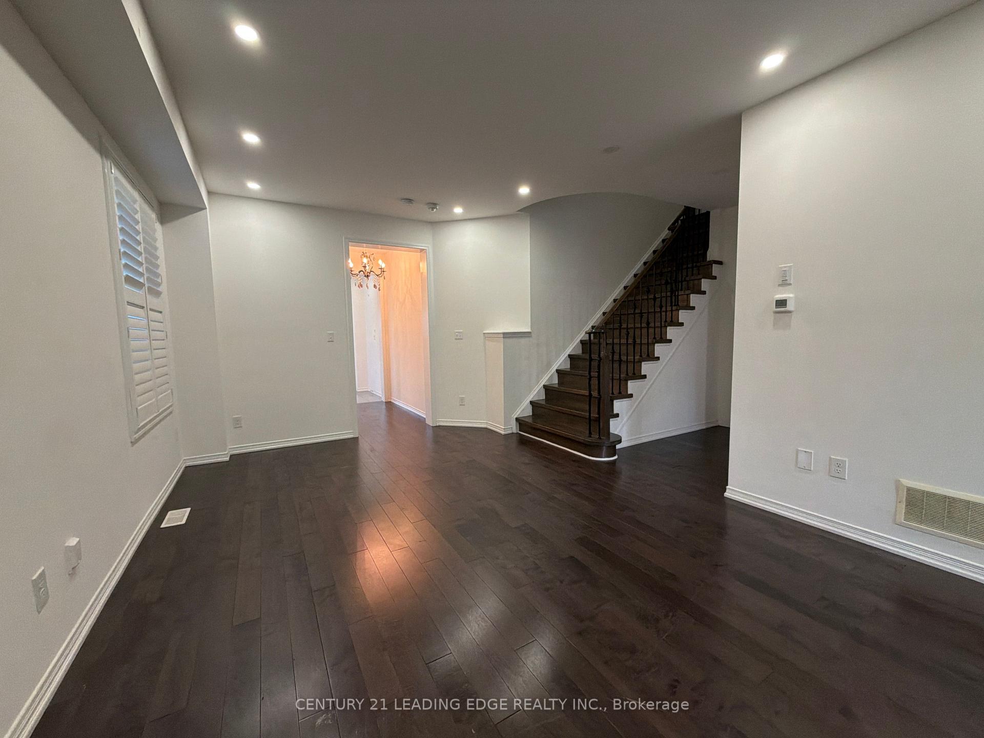 Photo 8 of Unit Main, 2432 Equestrian Crescent, Oshawa, Windfields — HOMEH