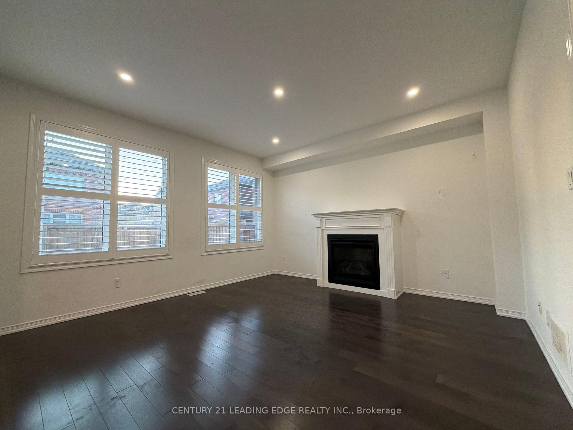 Photo 9 of Unit Main, 2432 Equestrian Crescent, Oshawa, Windfields — HOMEH