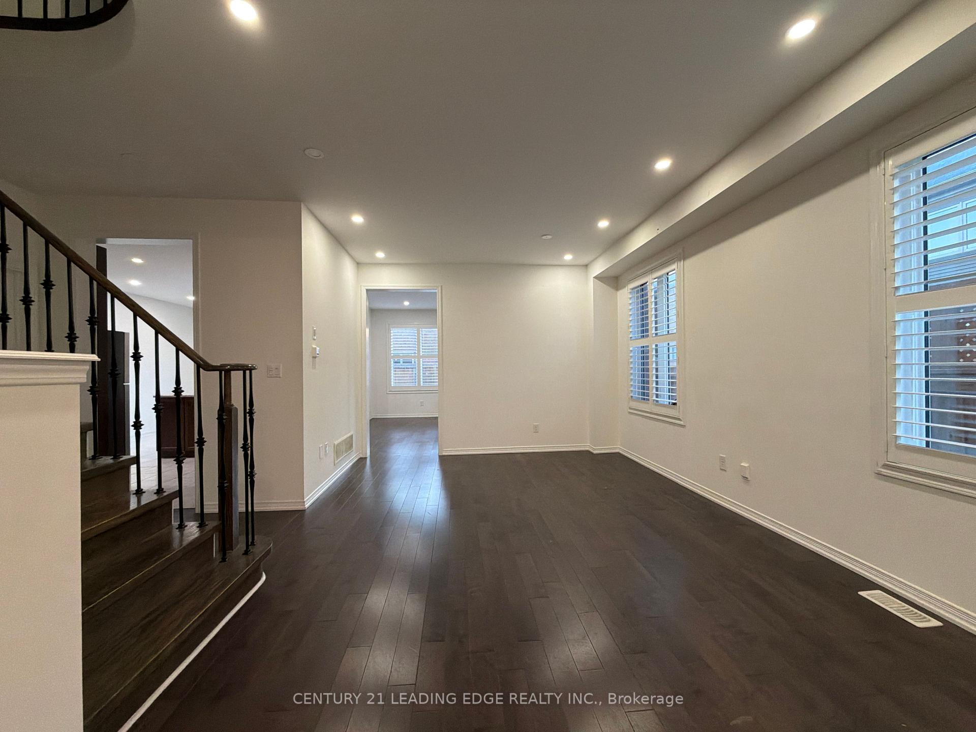 Photo 14 of Unit Main, 2432 Equestrian Crescent, Oshawa, Windfields — HOMEH