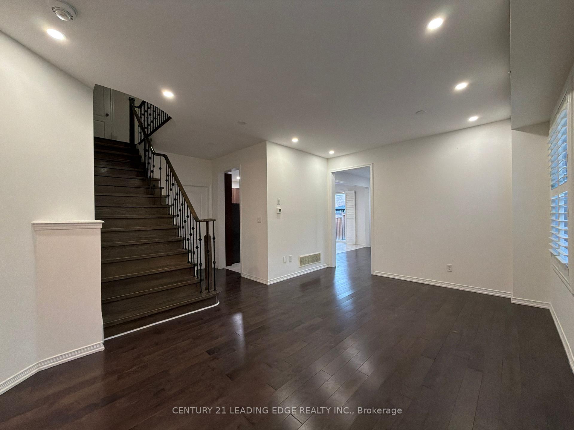 Photo 15 of Unit Main, 2432 Equestrian Crescent, Oshawa, Windfields — HOMEH