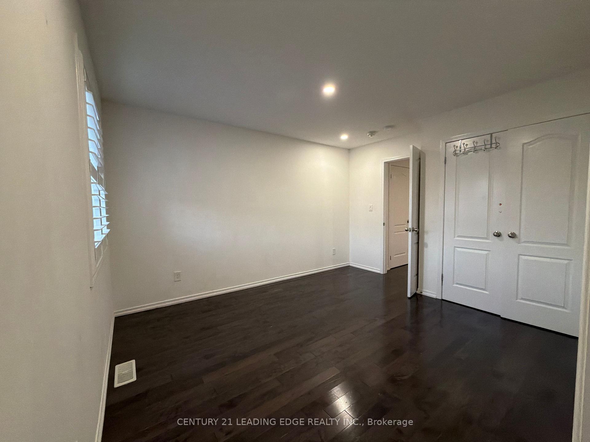 Photo 20 of Unit Main, 2432 Equestrian Crescent, Oshawa, Windfields — HOMEH