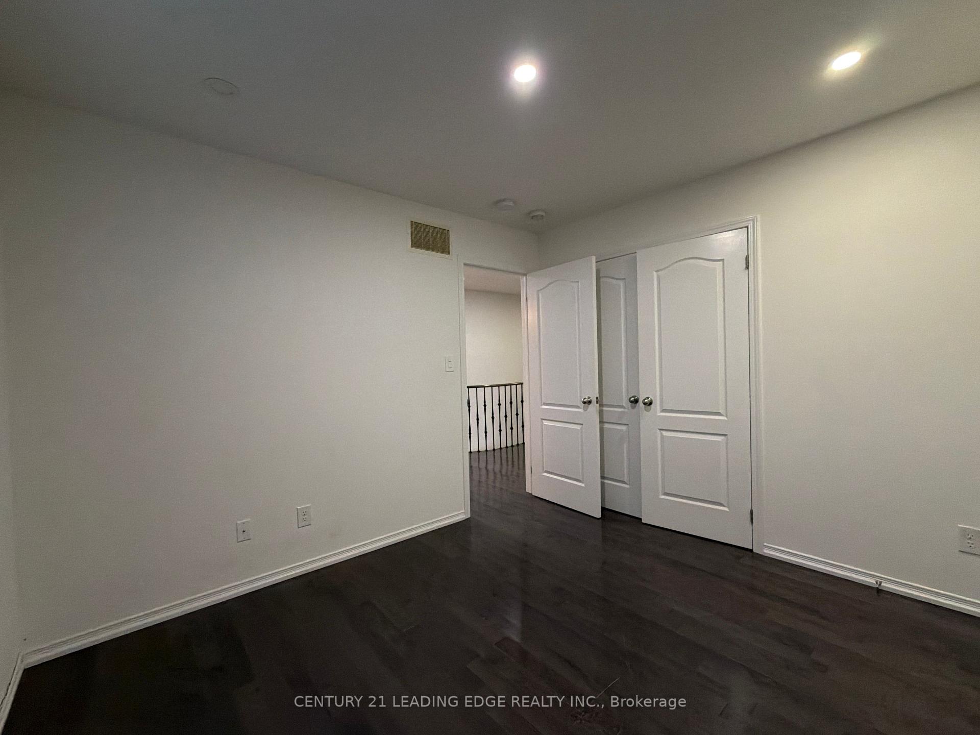 Photo 29 of Unit Main, 2432 Equestrian Crescent, Oshawa, Windfields — HOMEH