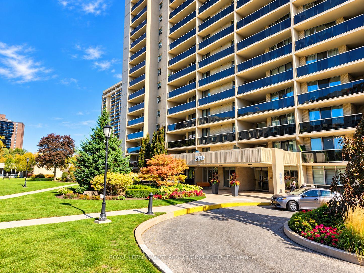 Photo 4 of Unit 1502, 299 Mill Road, Etobicoke, Markland Wood — HOMEH