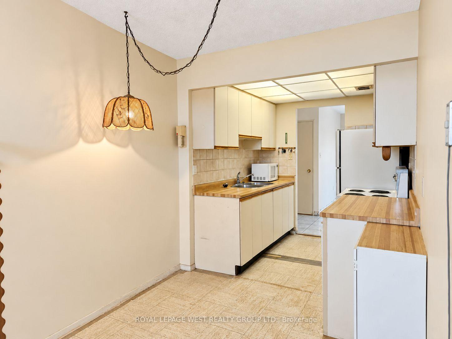 Photo 23 of Unit 1502, 299 Mill Road, Etobicoke, Markland Wood — HOMEH