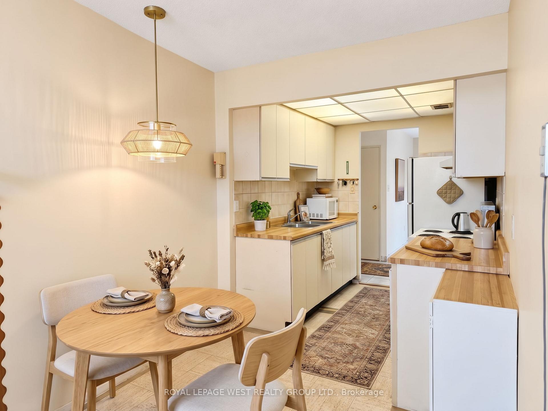 Photo 24 of Unit 1502, 299 Mill Road, Etobicoke, Markland Wood — HOMEH