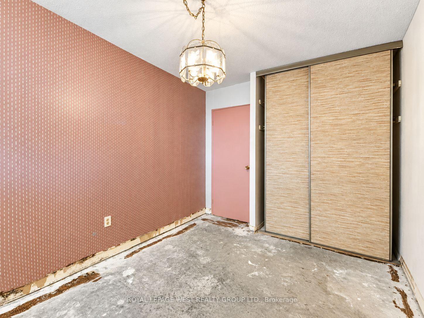 Photo 31 of Unit 1502, 299 Mill Road, Etobicoke, Markland Wood — HOMEH