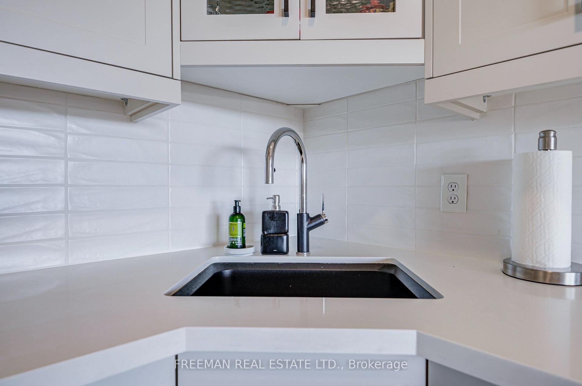 Photo 14 of Unit 1612, 240 Scarlett Road, Toronto, Rockcliffe-Smythe — HOMEH