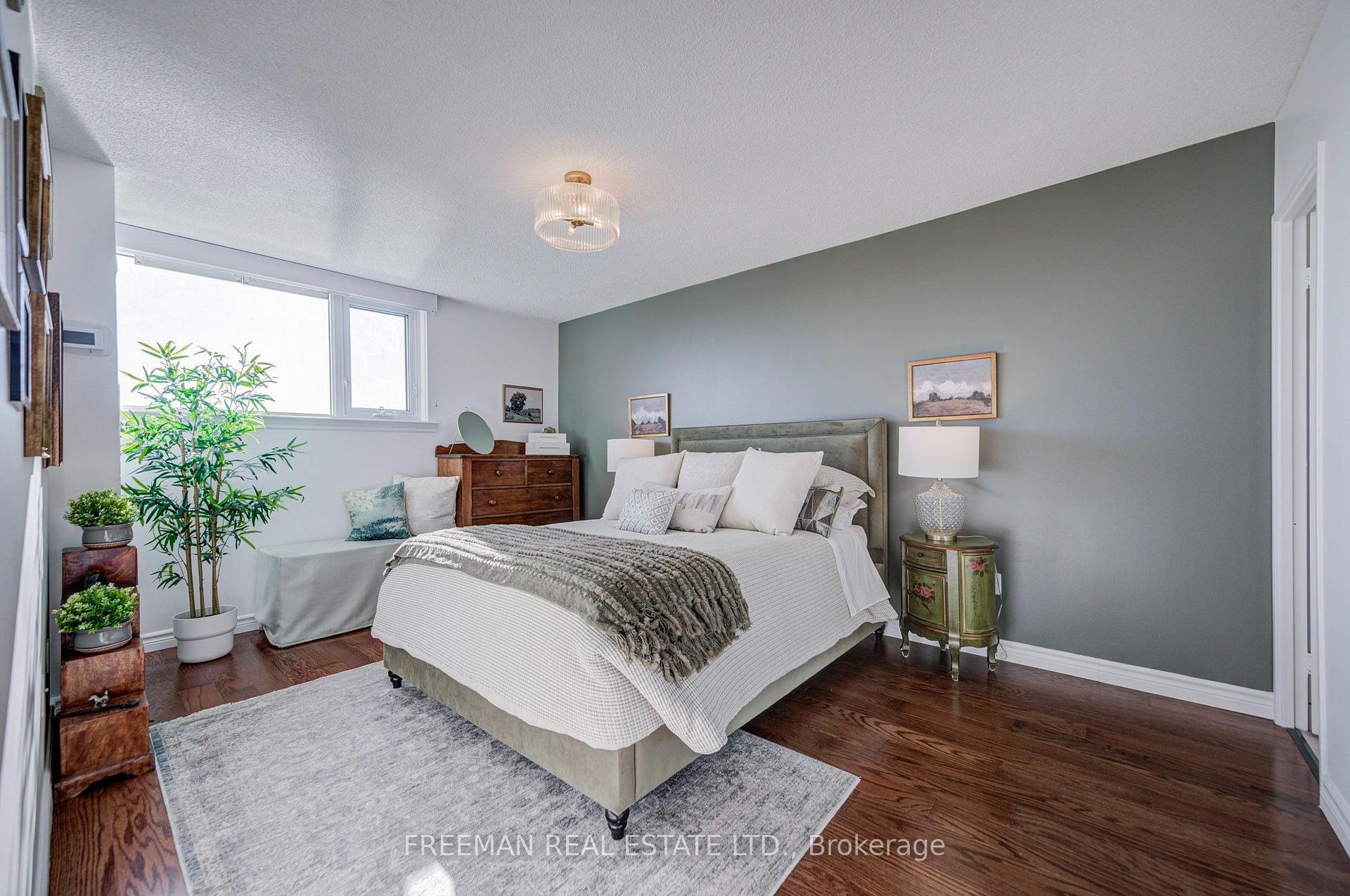 Photo 16 of Unit 1612, 240 Scarlett Road, Toronto, Rockcliffe-Smythe — HOMEH
