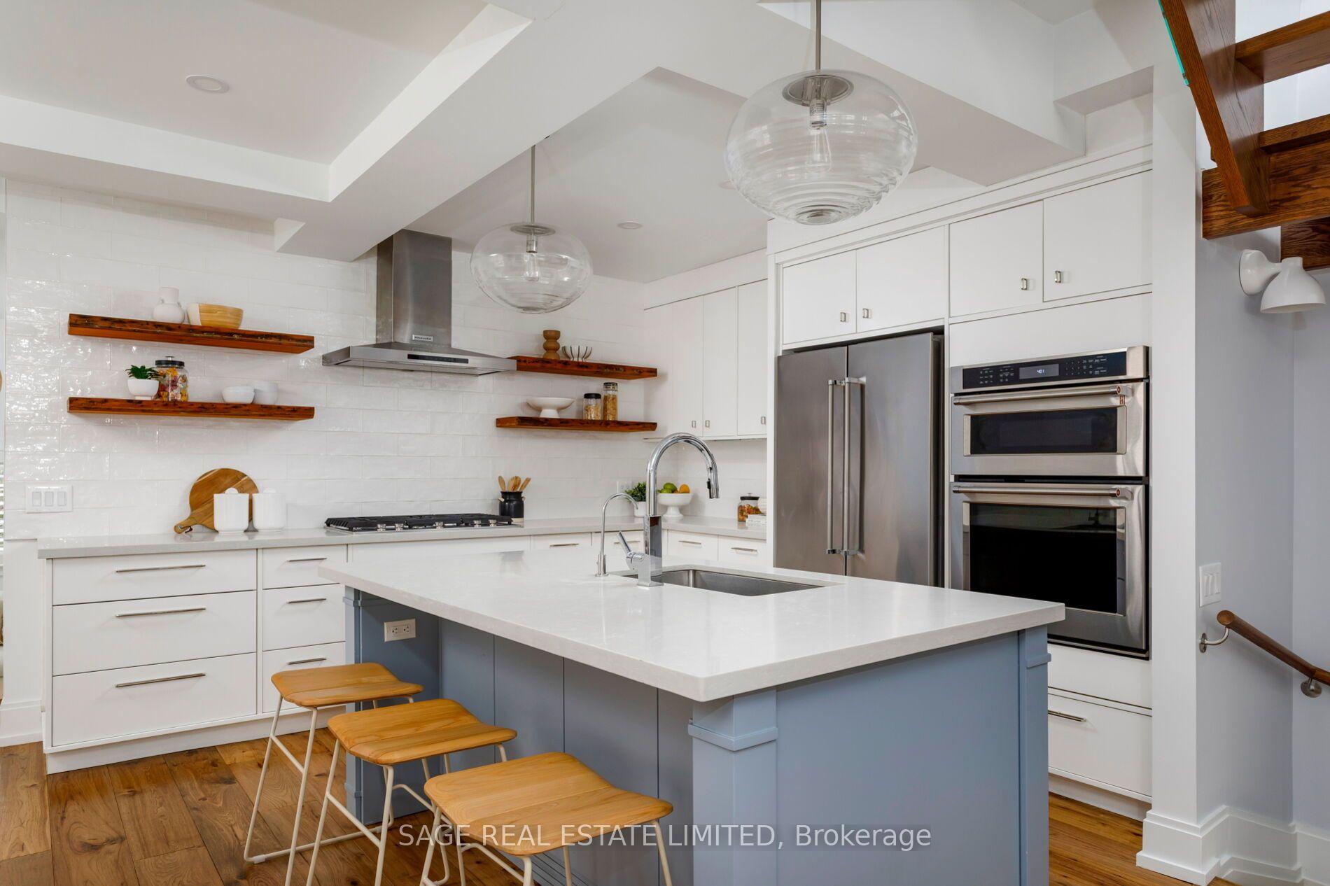 Photo 12 of 161 Banff Road, Toronto, Mount Pleasant East — HOMEH