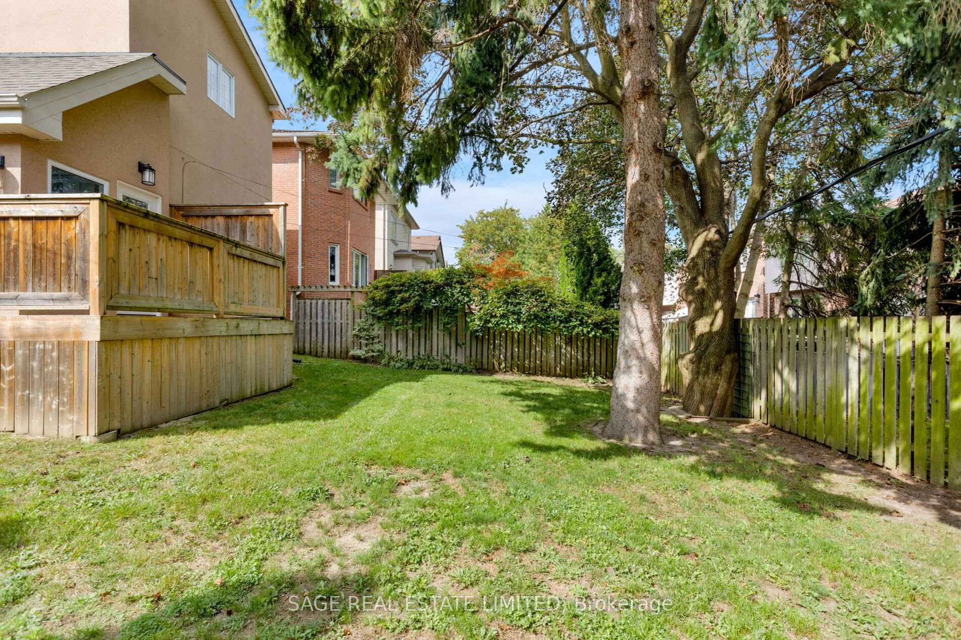 Photo 25 of 161 Banff Road, Toronto, Mount Pleasant East — HOMEH