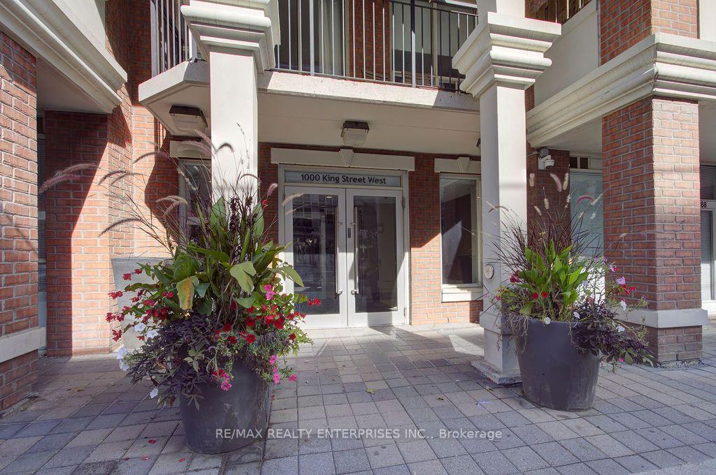 Photo 2 of Unit 219, 1000 King Street W, Toronto, Niagara — HOMEH