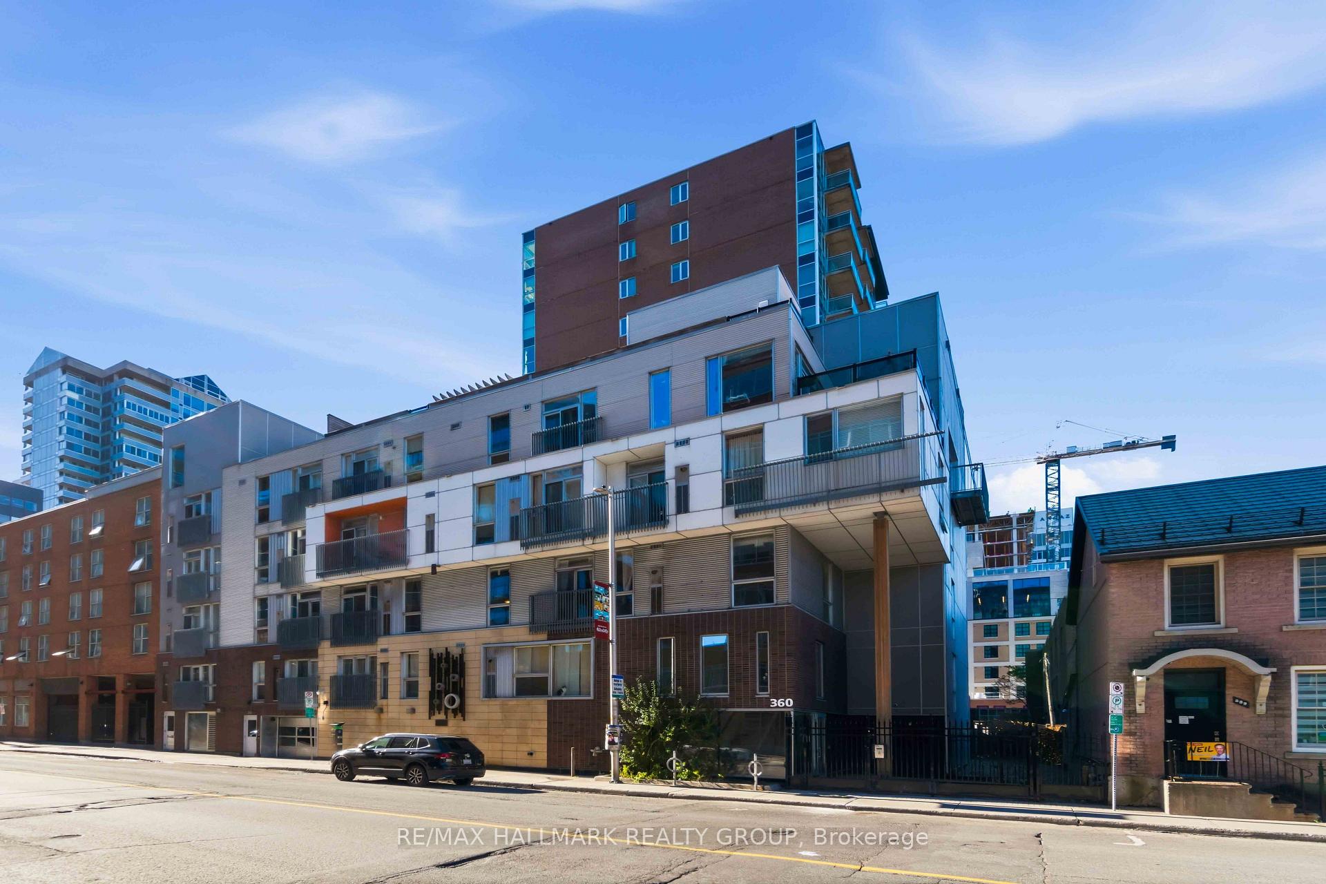 Front of Unit 405, 360 Cumberland Street