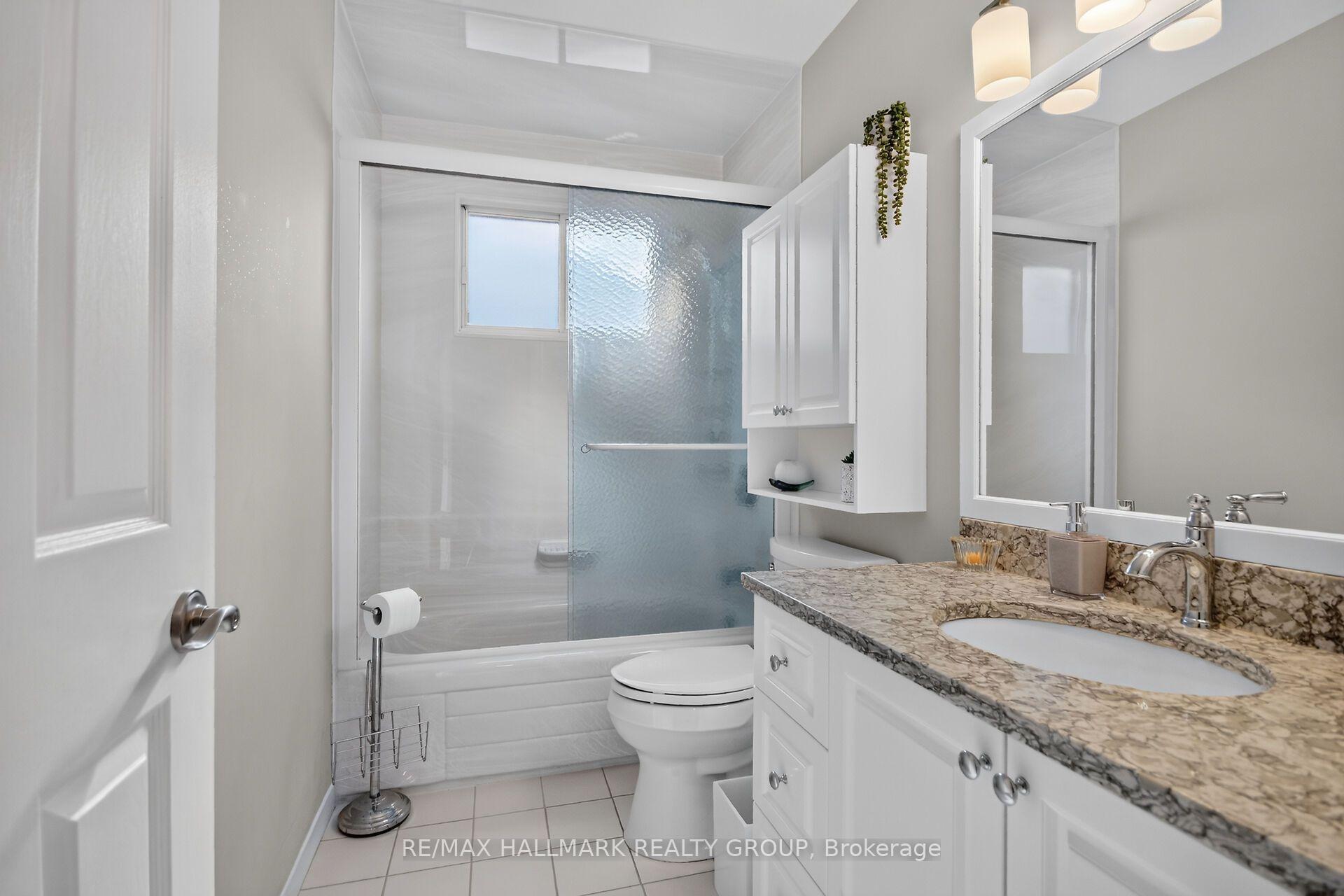 Photo 19 of 1592 Maxime Street, Ottawa, Pineview — HOMEH