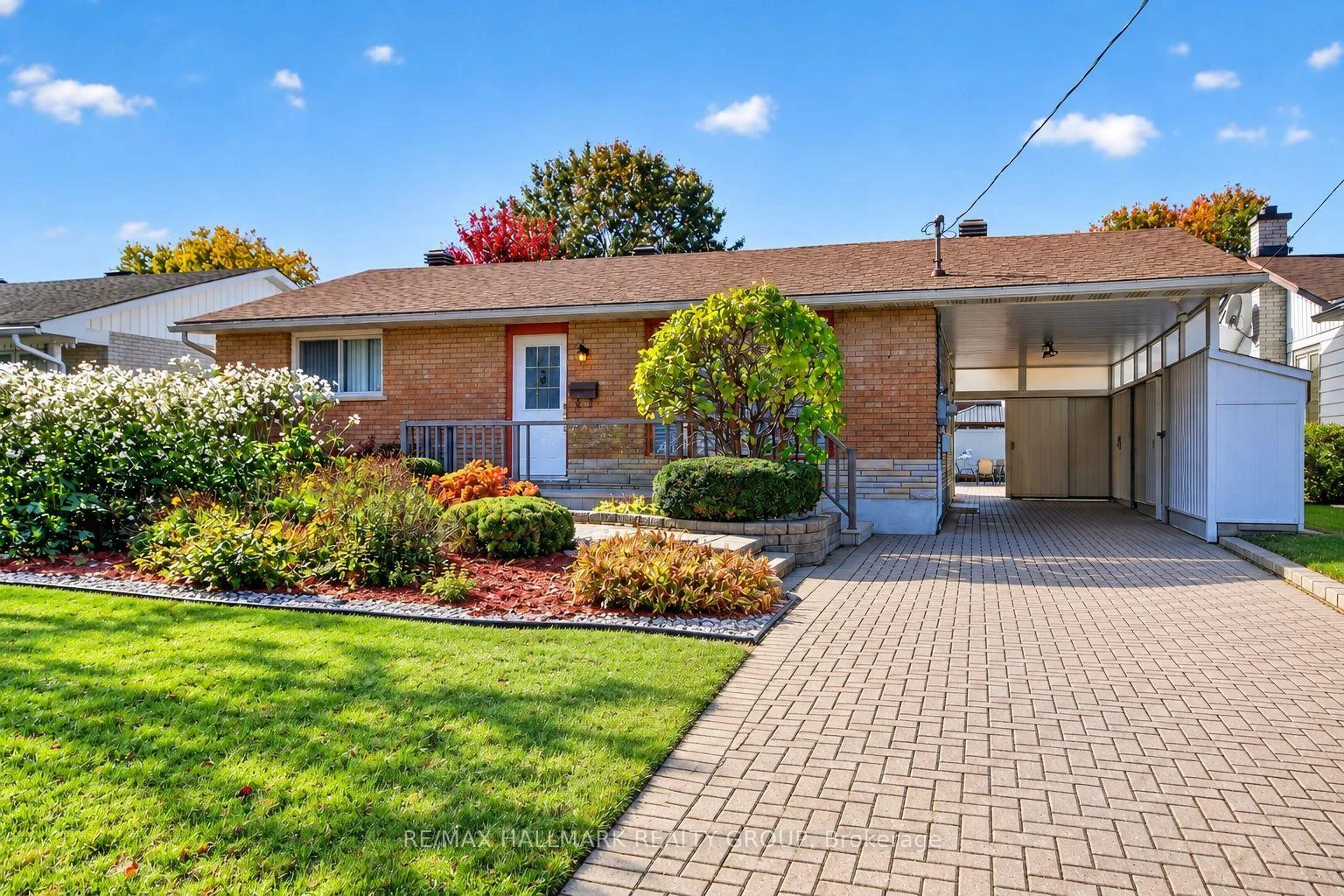 Photo 39 of 1592 Maxime Street, Ottawa, Pineview — HOMEH