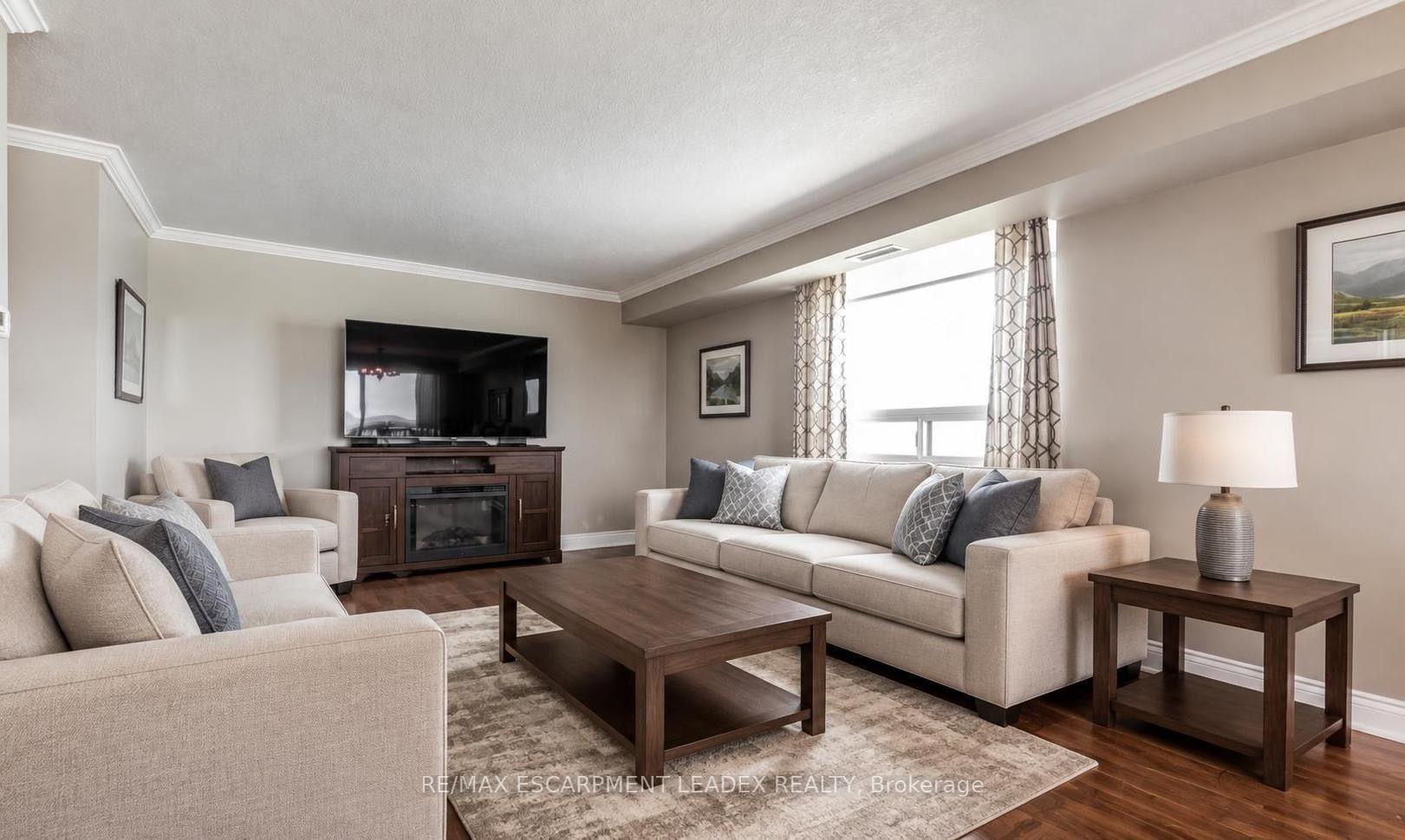 Photo 8 of Unit 705, 500 Green Road, Hamilton, Lakeshore — HOMEH