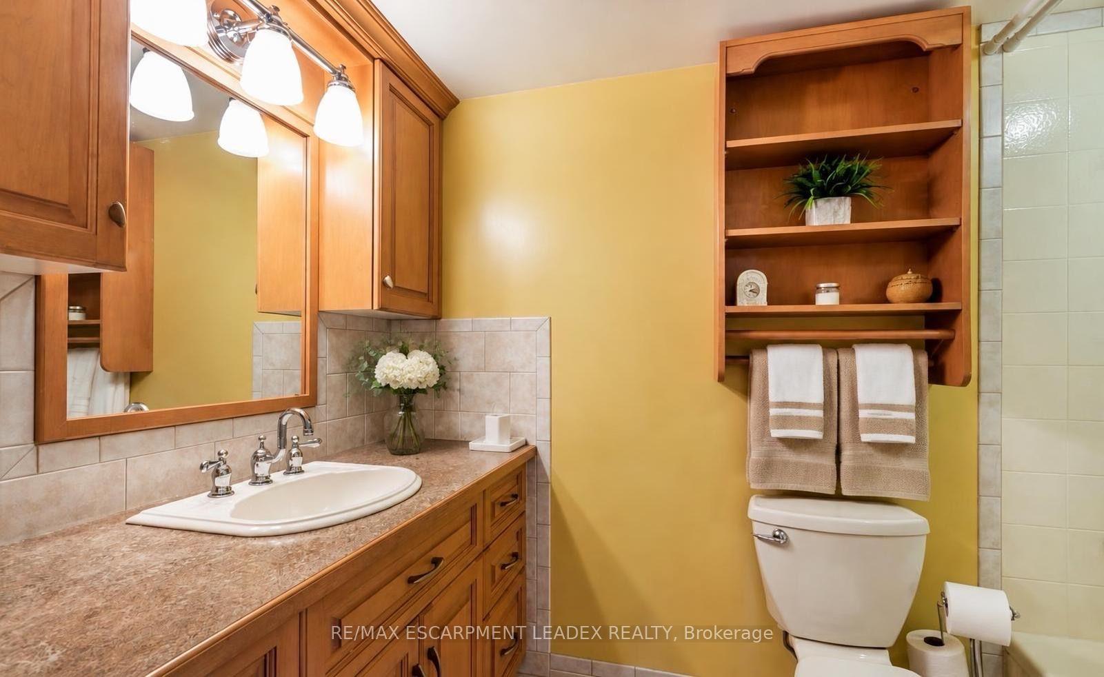 Photo 20 of Unit 705, 500 Green Road, Hamilton, Lakeshore — HOMEH