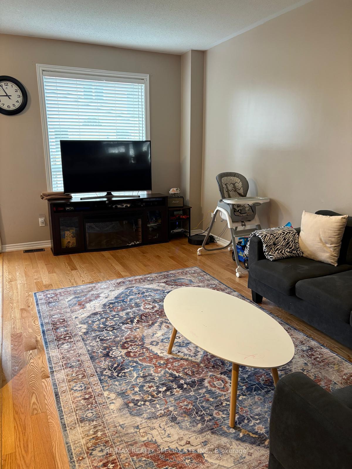 Photo 9 of 77 Calm Waters Crescent, Brampton, Madoc — HOMEH
