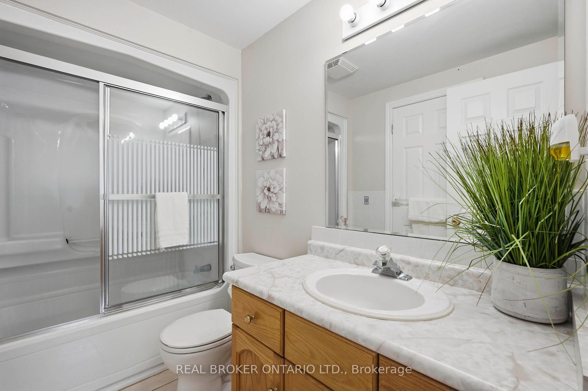 Photo 18 of 26 Castlebury Drive, Guelph, Willow West/Sugarbush/West Acres — HOMEH