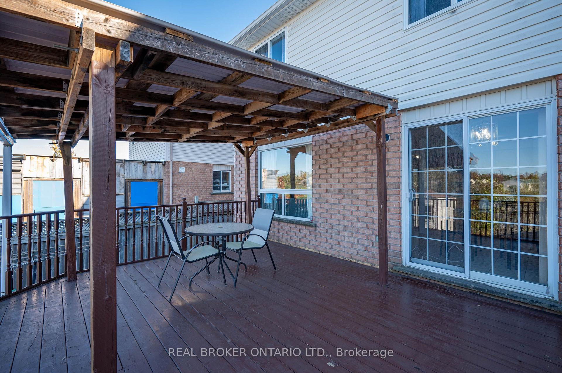 Photo 31 of 26 Castlebury Drive, Guelph, Willow West/Sugarbush/West Acres — HOMEH