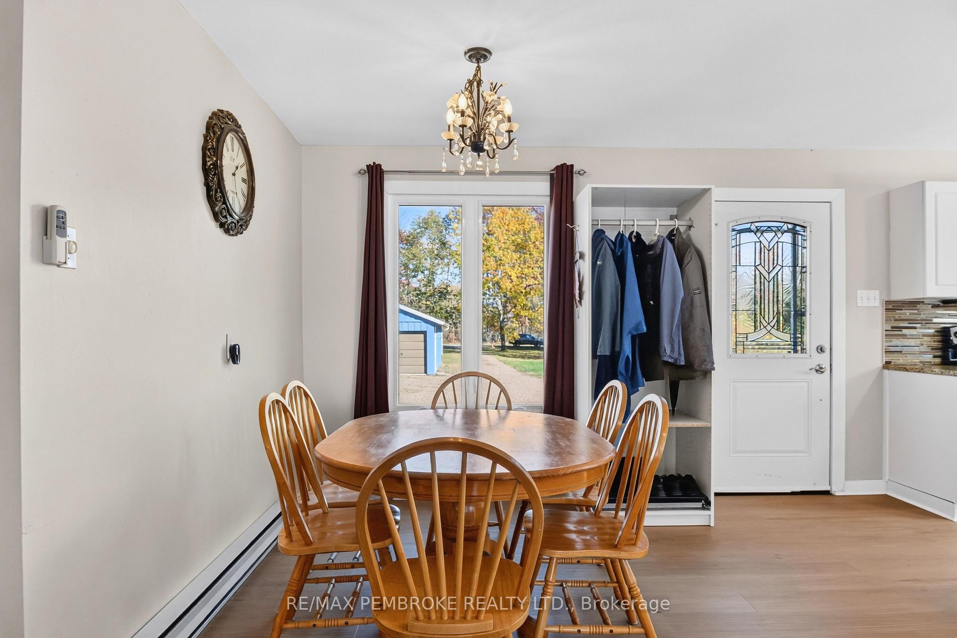 Photo 9 of 562 Bayview Drive, Whitewater Region, Whitewater Region — HOMEH