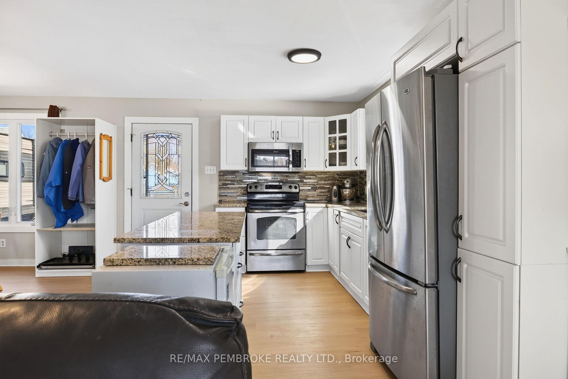 Photo 11 of 562 Bayview Drive, Whitewater Region, Whitewater Region — HOMEH