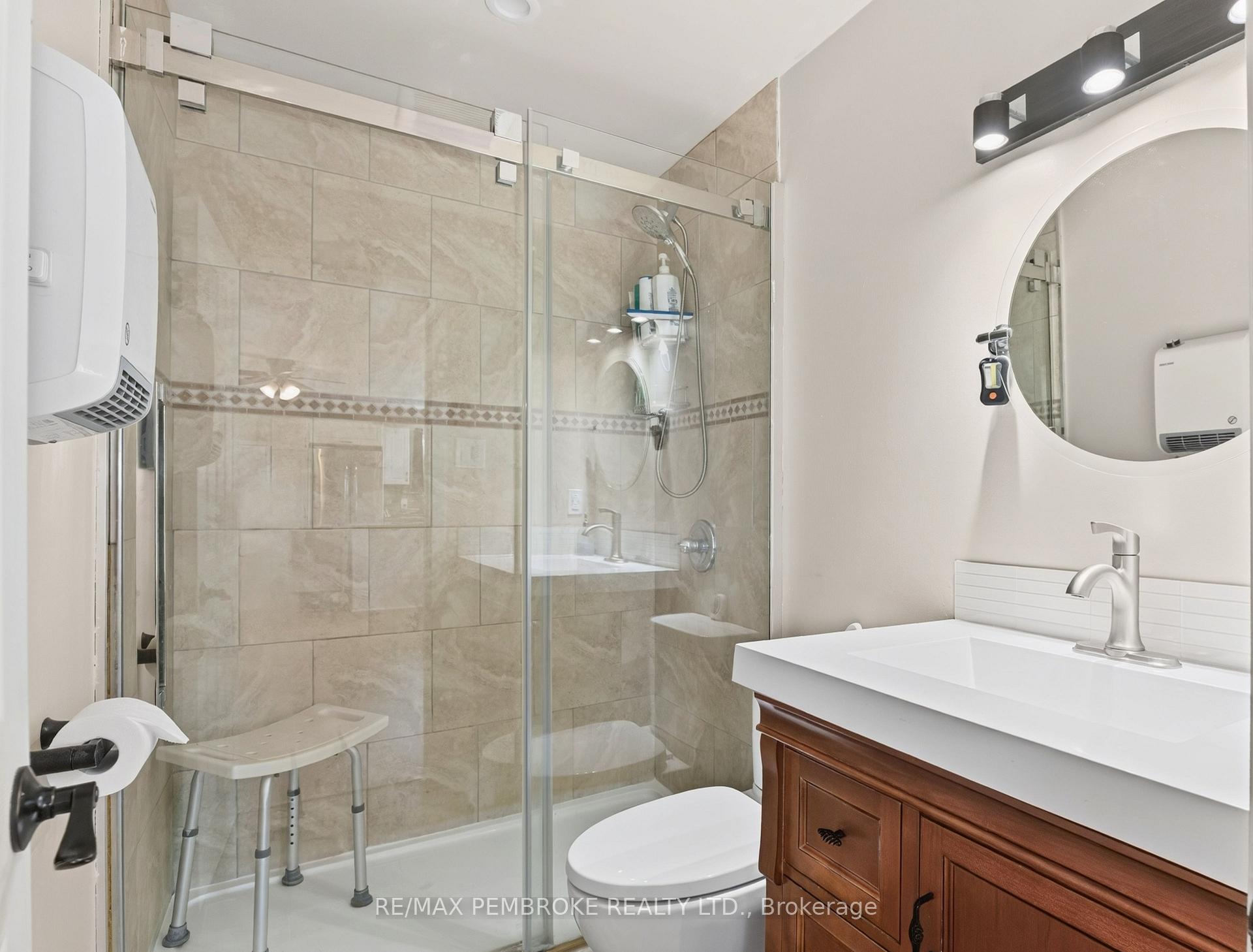 Photo 24 of 562 Bayview Drive, Whitewater Region, Whitewater Region — HOMEH