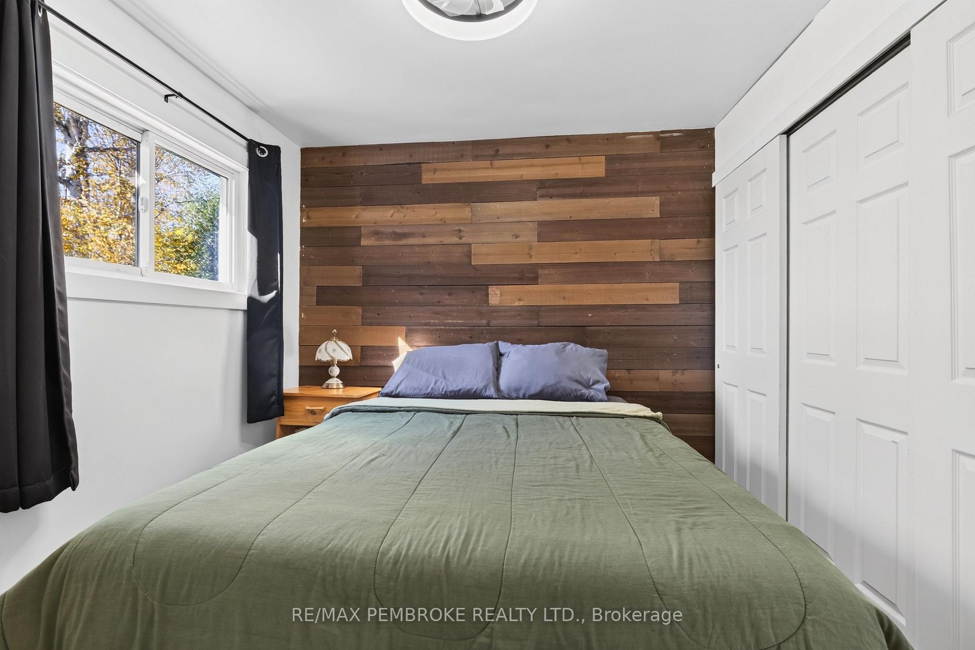 Photo 25 of 562 Bayview Drive, Whitewater Region, Whitewater Region — HOMEH