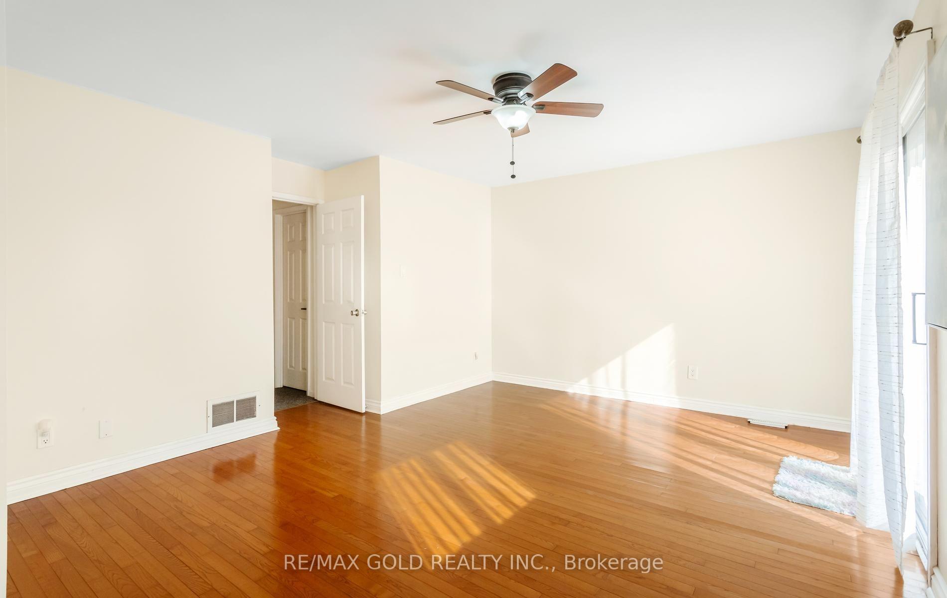 Photo 24 of Unit 17, 2315 Bromsgrove Road, Mississauga, Clarkson — HOMEH