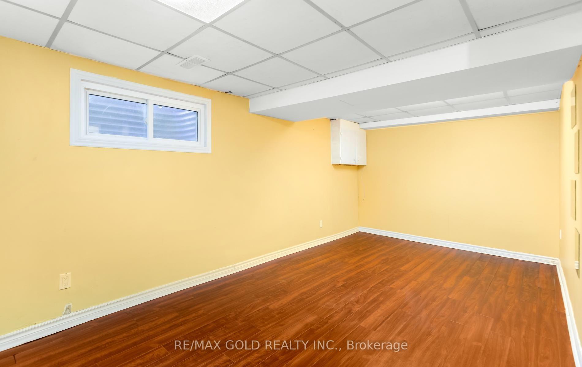 Photo 35 of Unit 17, 2315 Bromsgrove Road, Mississauga, Clarkson — HOMEH