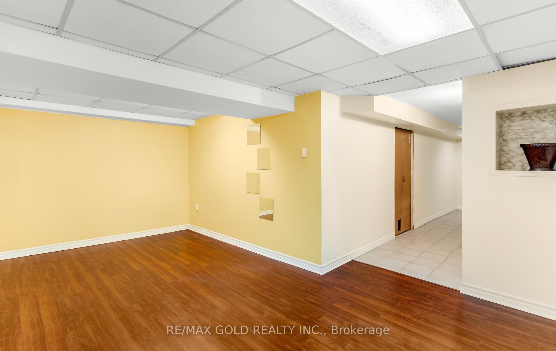Photo 36 of Unit 17, 2315 Bromsgrove Road, Mississauga, Clarkson — HOMEH