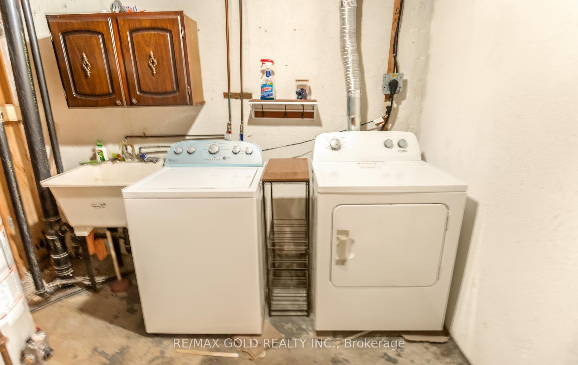 Photo 39 of Unit 17, 2315 Bromsgrove Road, Mississauga, Clarkson — HOMEH