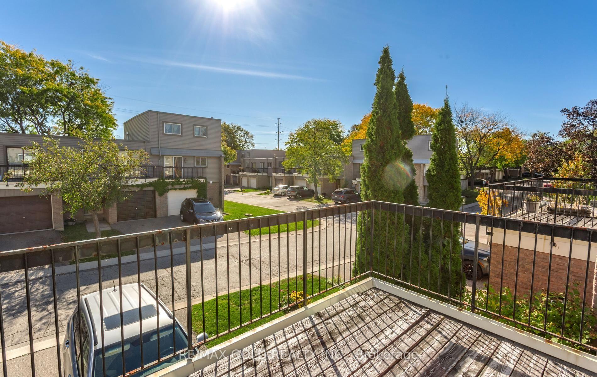 Photo 43 of Unit 17, 2315 Bromsgrove Road, Mississauga, Clarkson — HOMEH