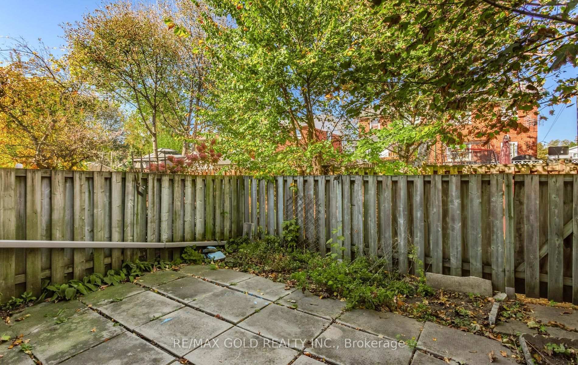 Photo 44 of Unit 17, 2315 Bromsgrove Road, Mississauga, Clarkson — HOMEH