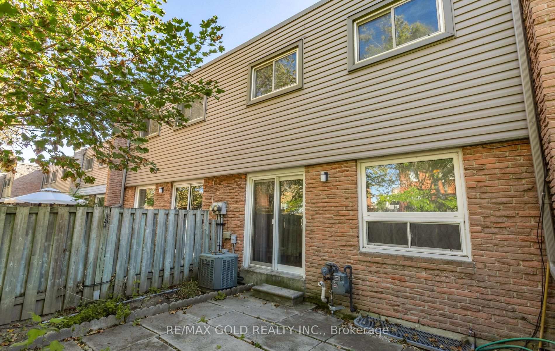 Photo 46 of Unit 17, 2315 Bromsgrove Road, Mississauga, Clarkson — HOMEH