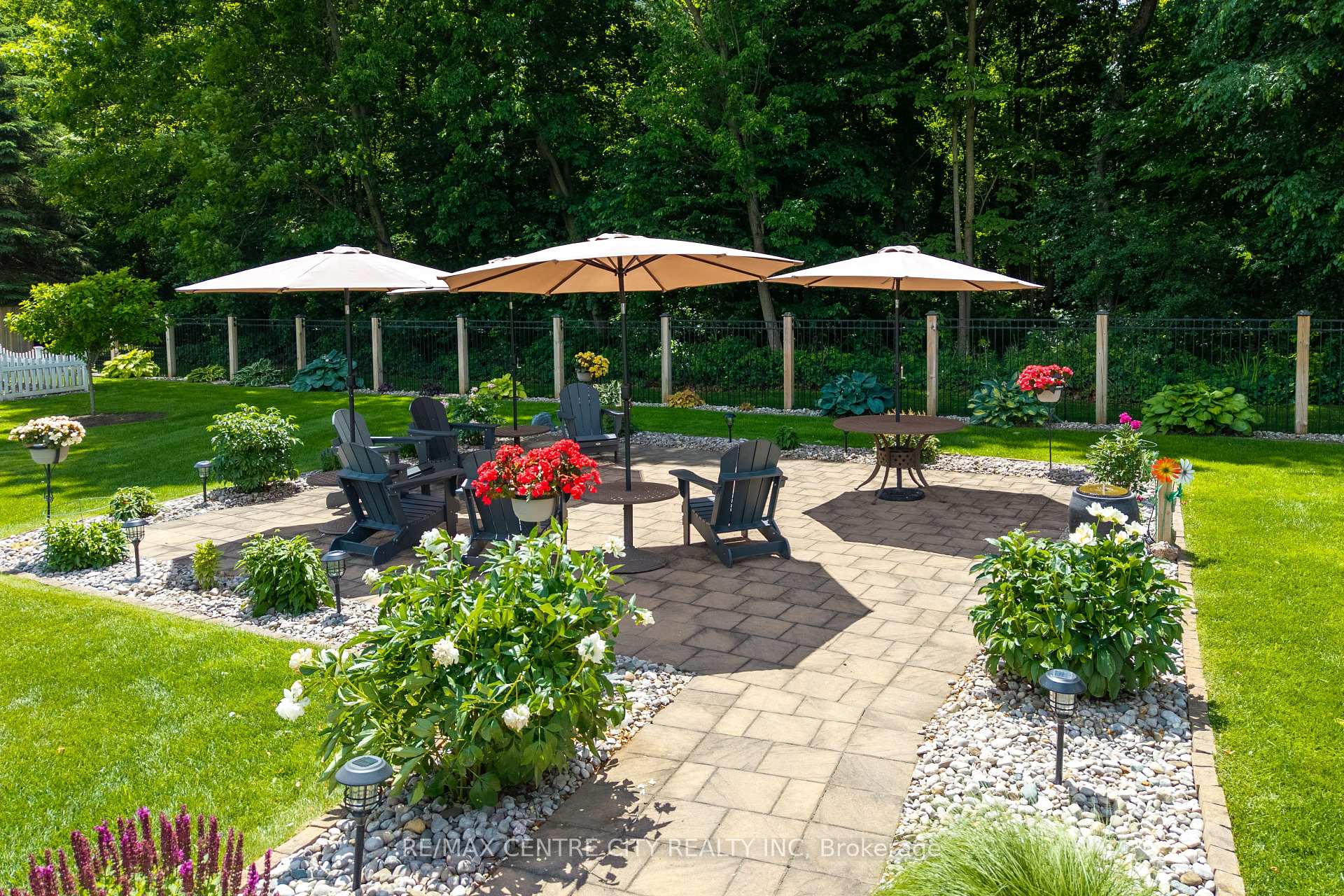 Photo 8 of 51 Ashby Crescent, Strathroy-Caradoc, NW — HOMEH