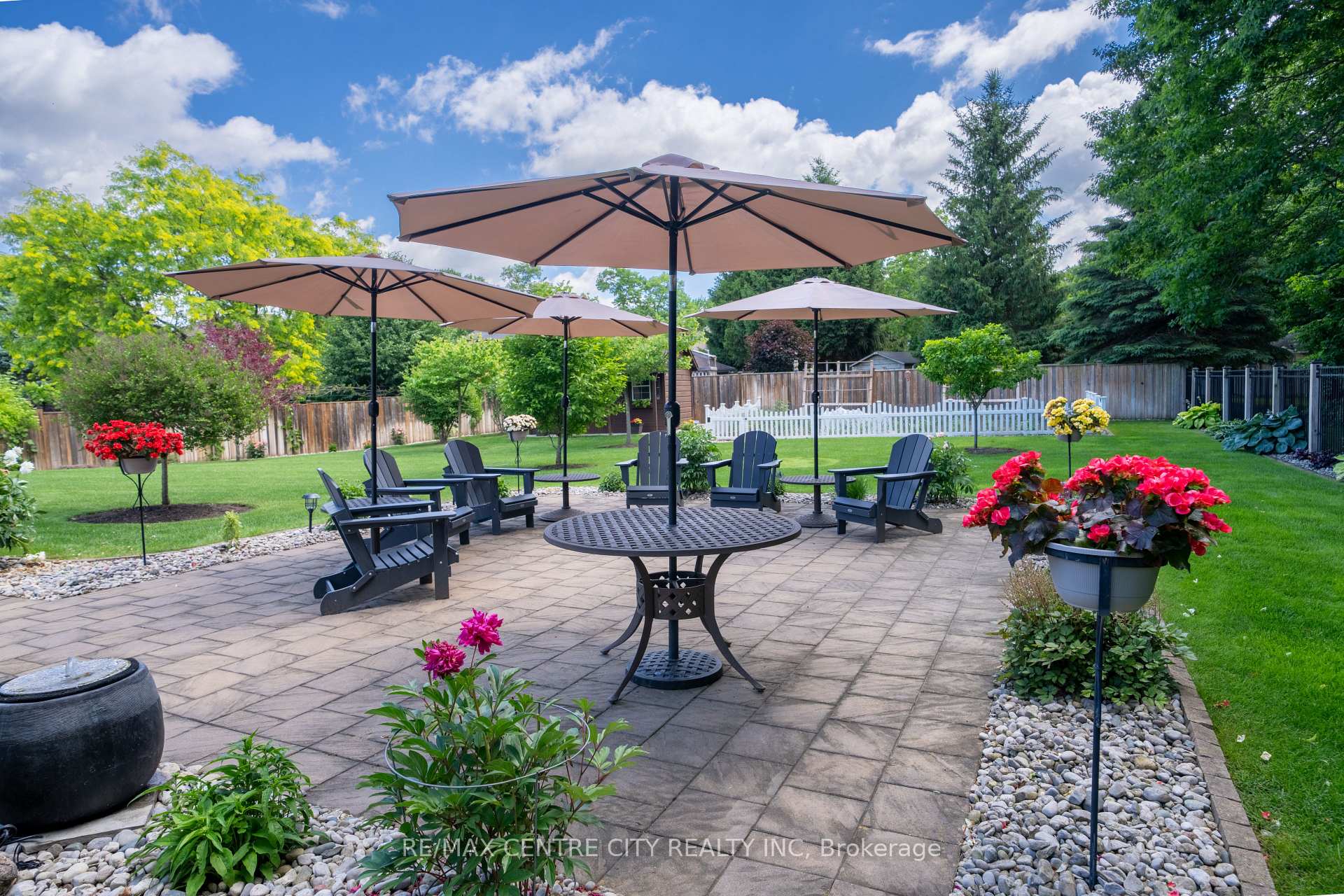 Photo 9 of 51 Ashby Crescent, Strathroy-Caradoc, NW — HOMEH