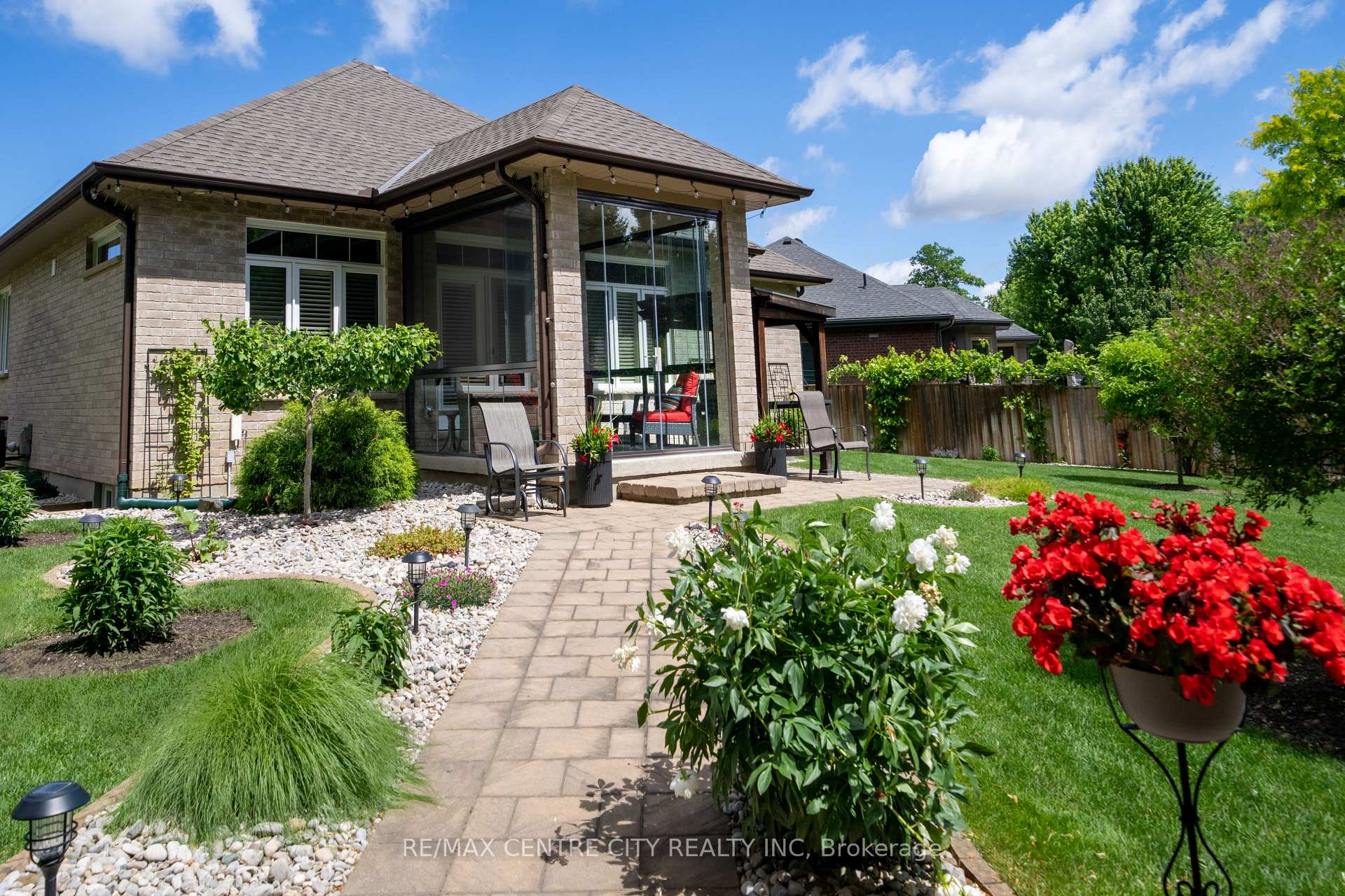 Photo 14 of 51 Ashby Crescent, Strathroy-Caradoc, NW — HOMEH