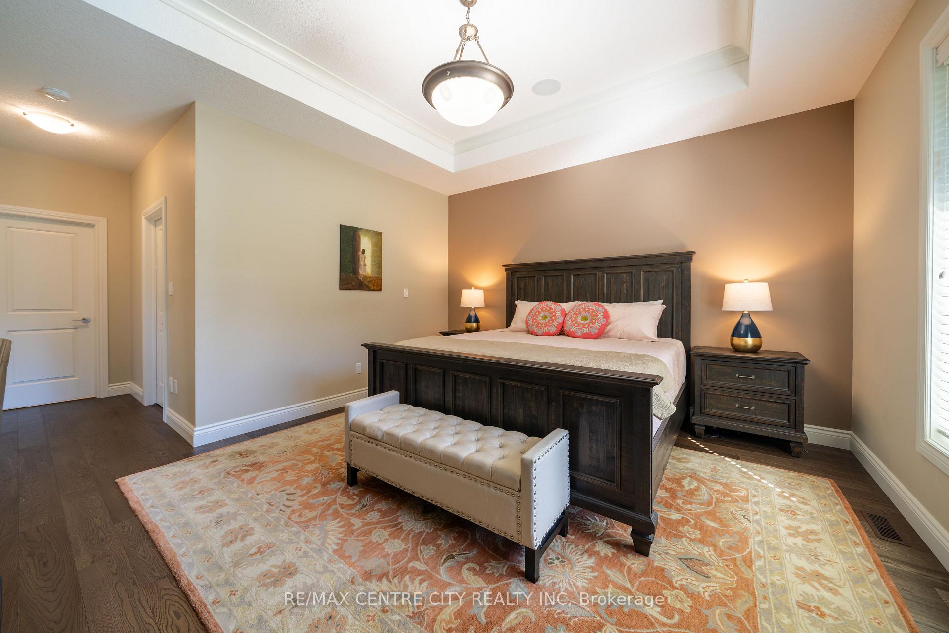 Photo 39 of 51 Ashby Crescent, Strathroy-Caradoc, NW — HOMEH