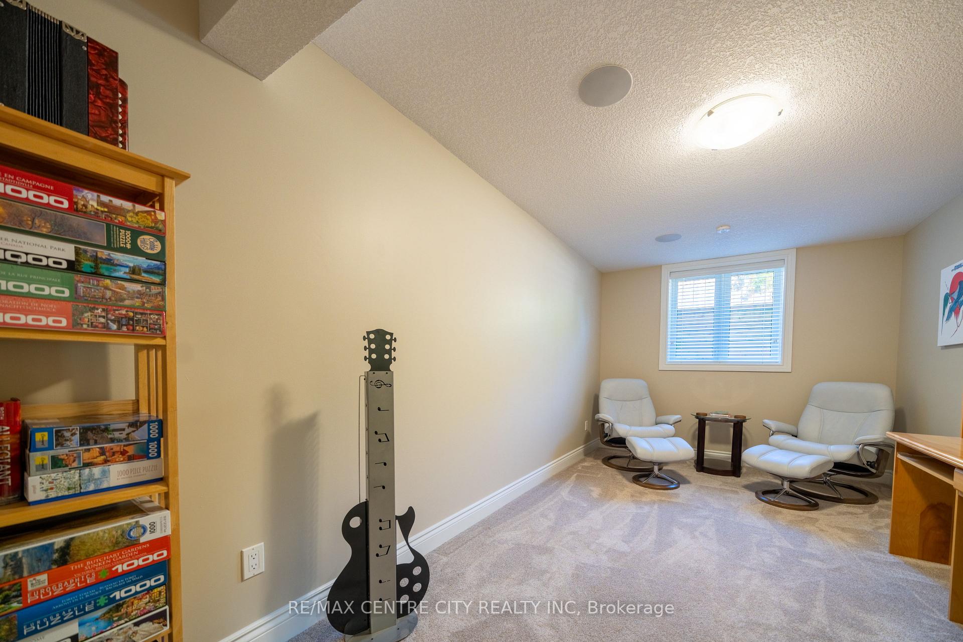 Photo 50 of 51 Ashby Crescent, Strathroy-Caradoc, NW — HOMEH