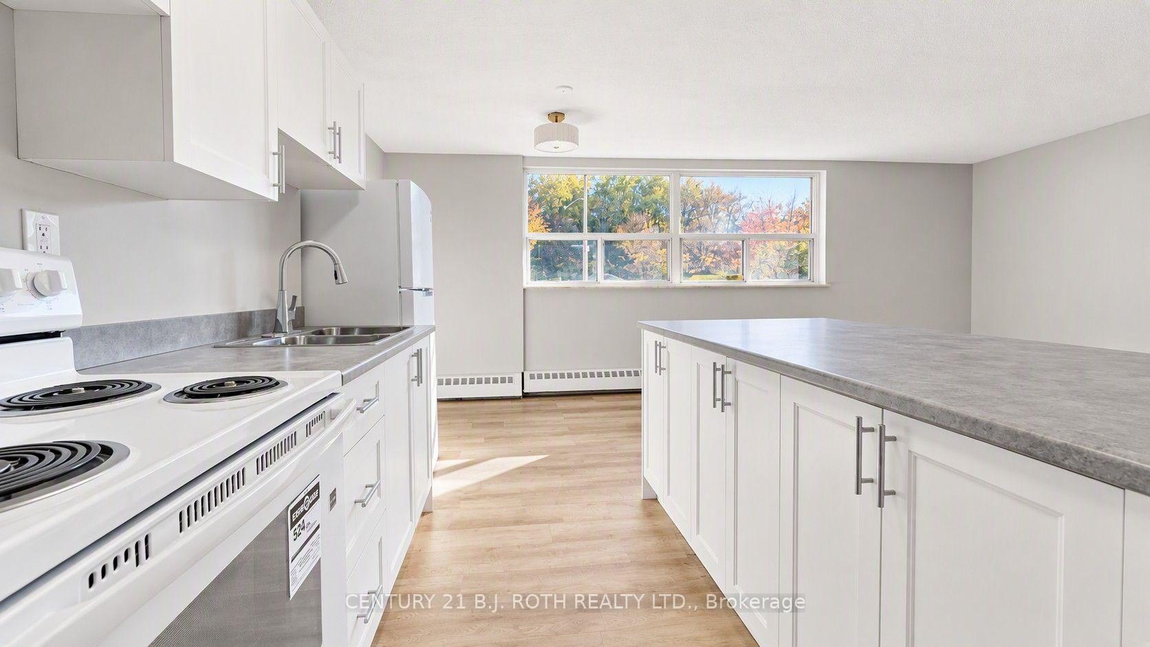Photo 5 of Unit 103, 98 Holgate Street, Barrie, Allandale — HOMEH