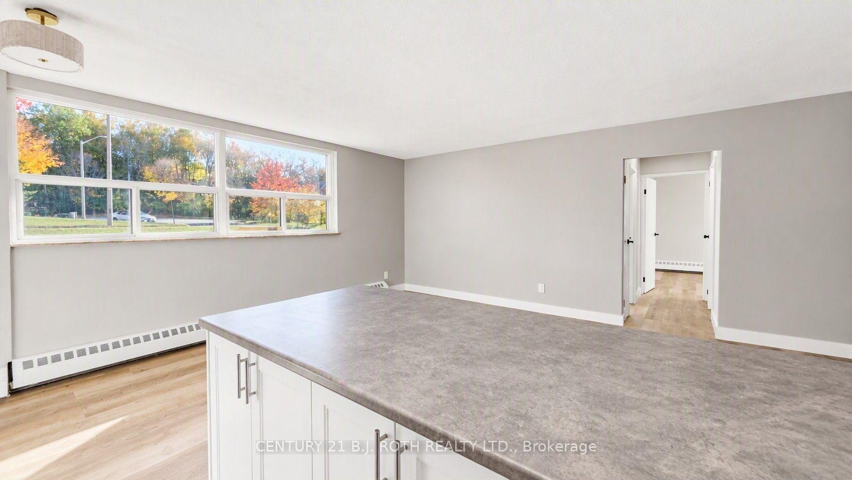 Photo 6 of Unit 103, 98 Holgate Street, Barrie, Allandale — HOMEH