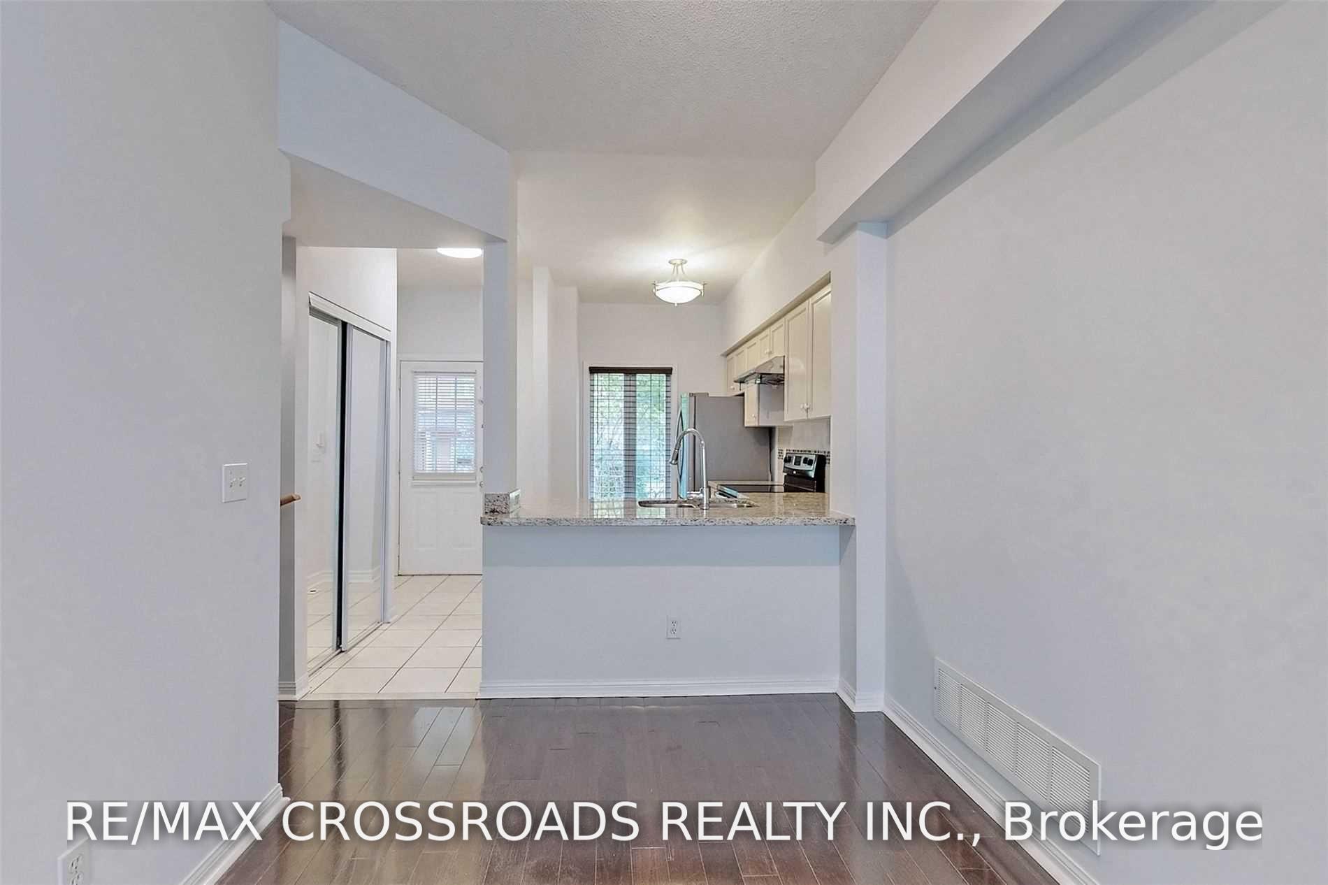 Photo 8 of Unit 9, 22 St Moritz Way, Markham, Unionville — HOMEH