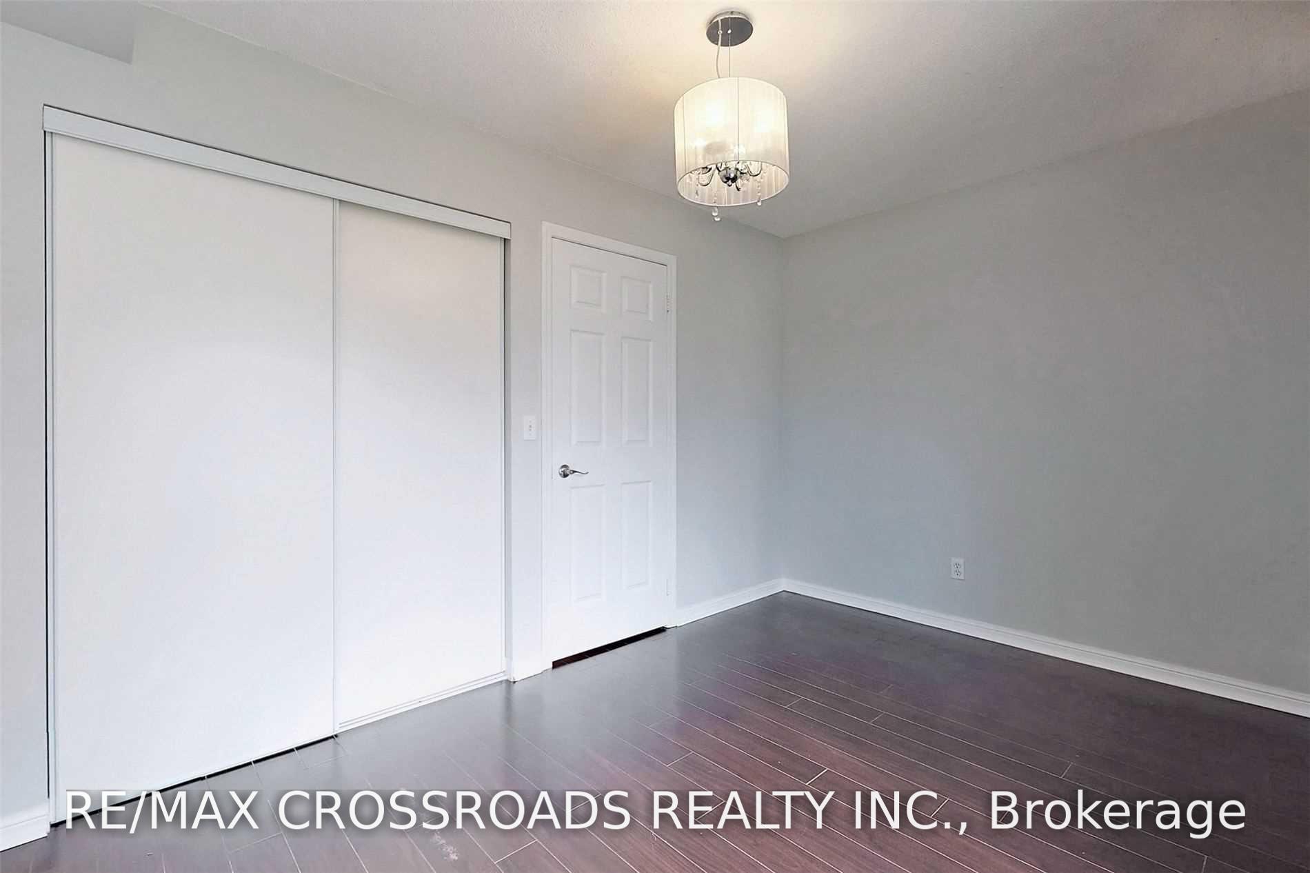 Photo 14 of Unit 9, 22 St Moritz Way, Markham, Unionville — HOMEH