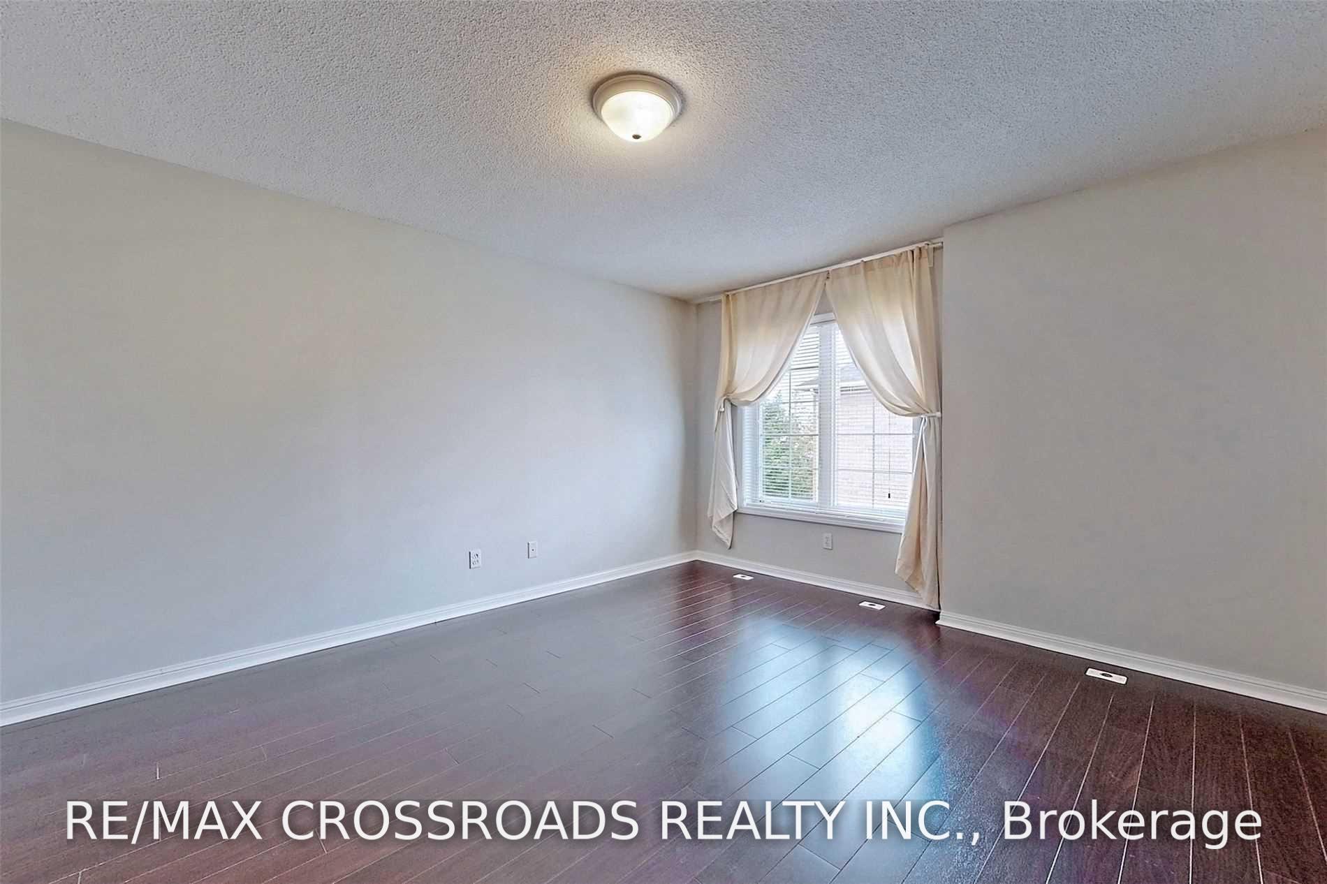 Photo 22 of Unit 9, 22 St Moritz Way, Markham, Unionville — HOMEH