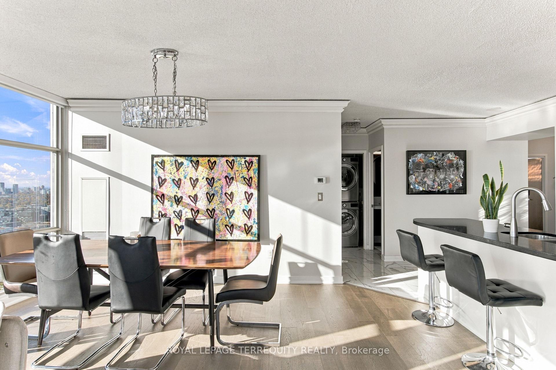 Photo 13 of Unit 4512, 35 Mariner Terrace, Toronto, Waterfront Communities — HOMEH