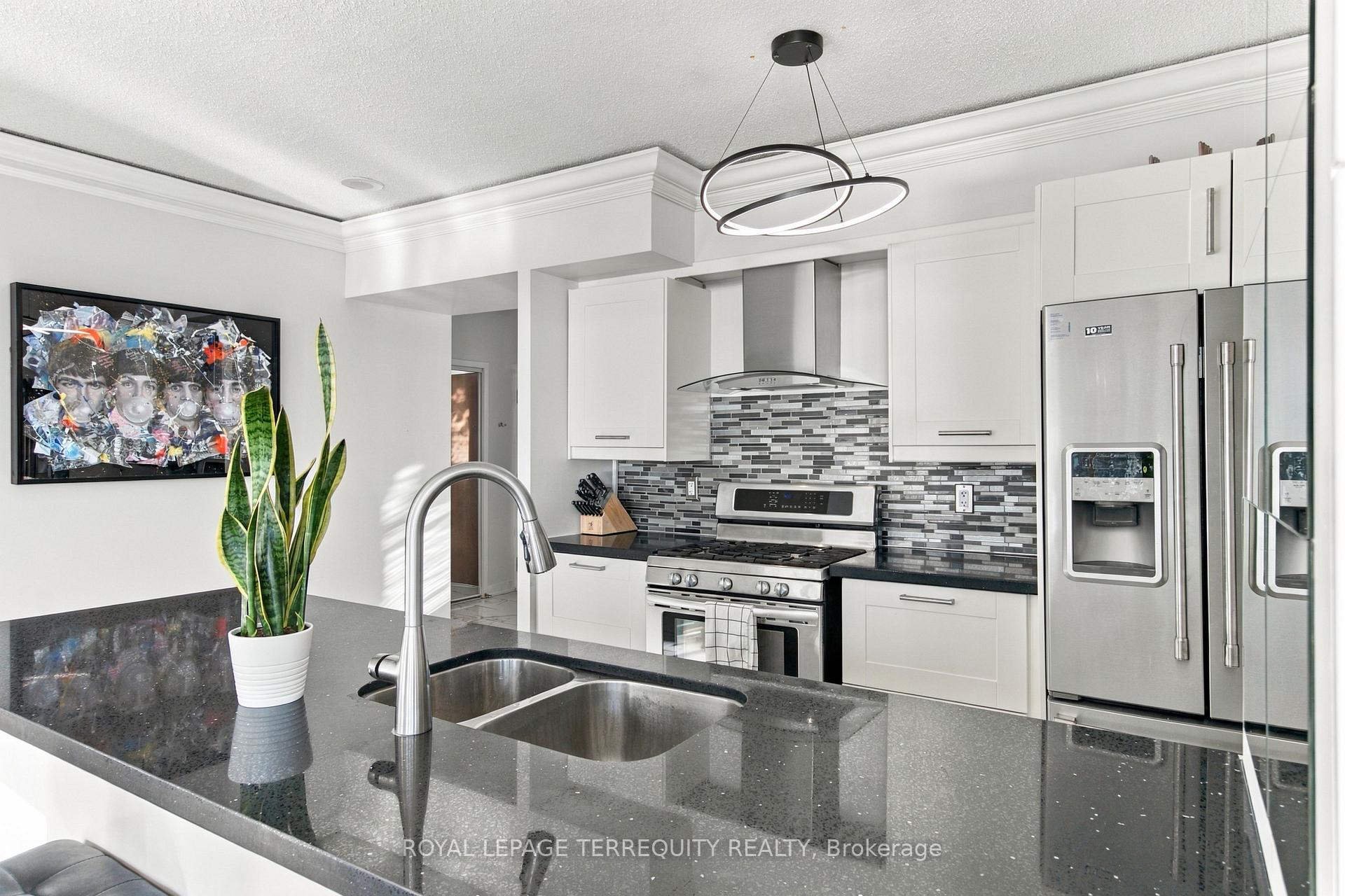 Photo 14 of Unit 4512, 35 Mariner Terrace, Toronto, Waterfront Communities — HOMEH